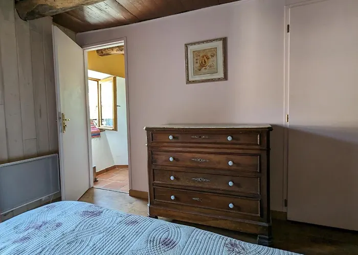 Le Lys De La Vallee Bed & Breakfast 3*